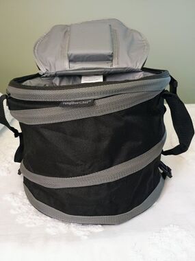 Pampered Chef Black and Gray Insulated Collapsible Cooler Bag